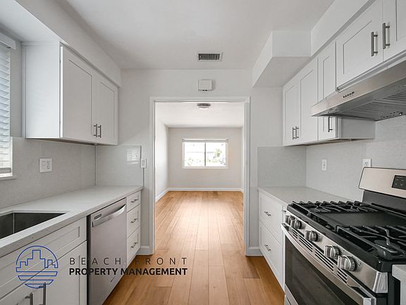 3rd image of 847 Millmark Grove St