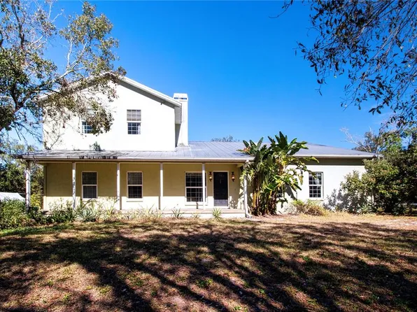 403 Indian Meadow Ct, Wimauma, FL 33598