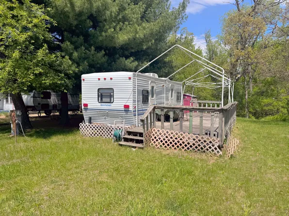9/85-86 Woodhaven Dr E, Sublette, IL 61367