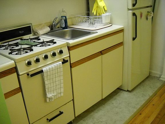 4th image of 213-01 75th Ave #2C