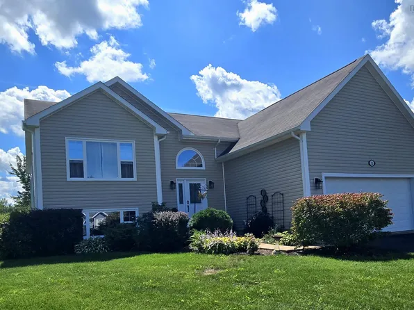 32 Terra Nova Dr, Greenwood, NS B0P 1R0