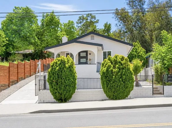 829 El Paso Dr, Los Angeles, CA 90042