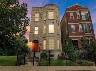 4527 S Saint Lawrence Ave #2, Chicago, IL 60653