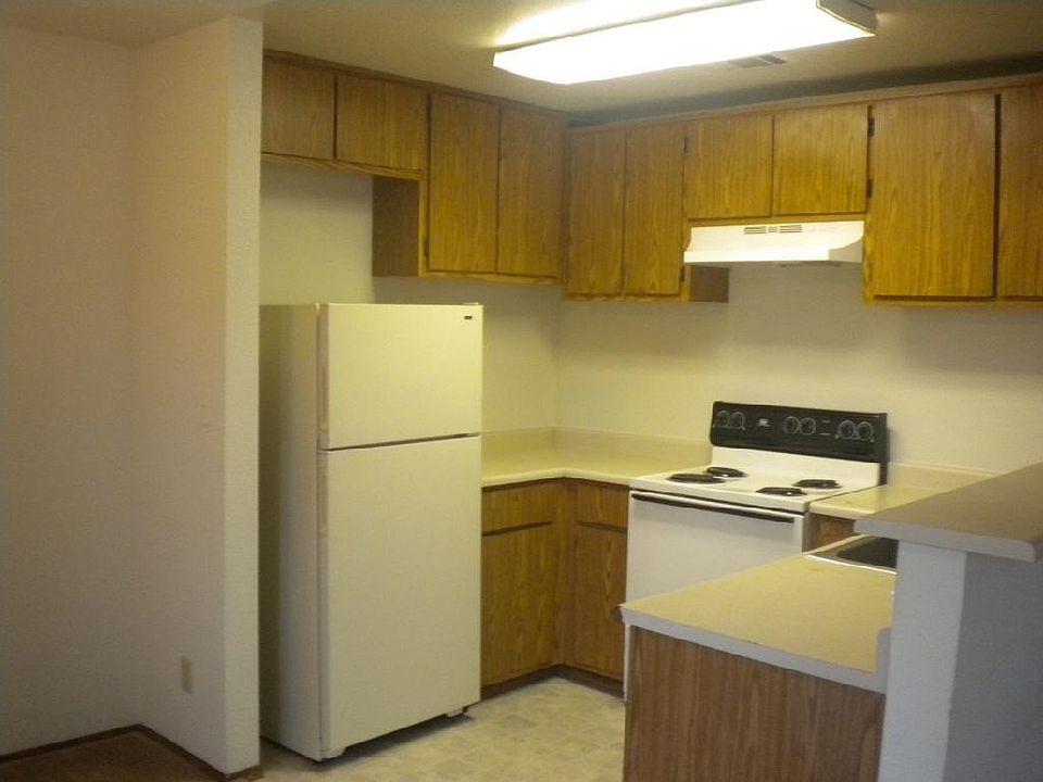 Gardenside Apartments 3912 49th Ave Sacramento CA Zillow