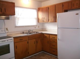 5 Maverick Ct, Hampton, VA 23669