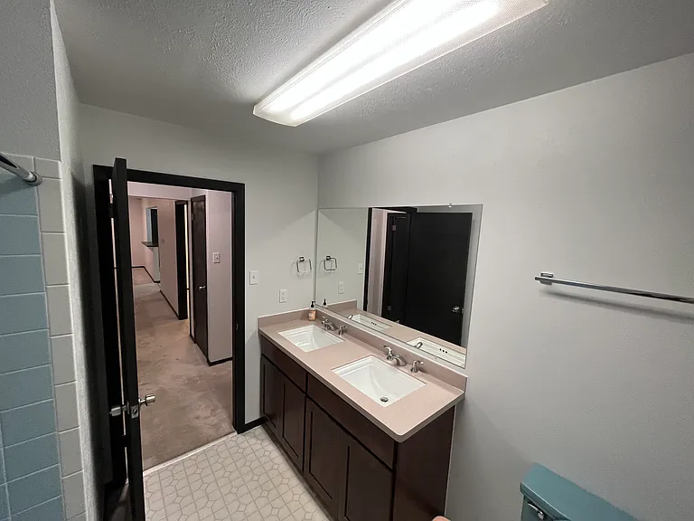 5821 W Green Meadows Pl — Photo 7