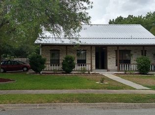 518 Pigeon Forge Rd, Pflugerville, TX 78660