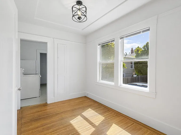 1106 Park Ave #9 - 1 Bed | 1 Bath — Photo 7
