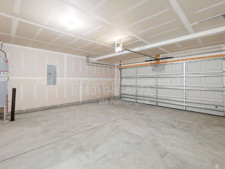 10154 Chatham Run Ln — Photo 27