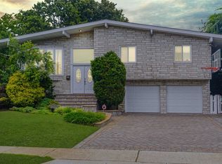 1761 Ann Rd, Merrick, NY 11566