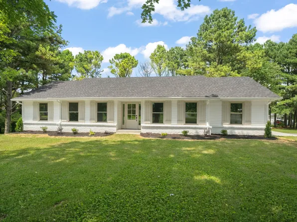 5670 Lakeview Rd, Springfield, TN 37172