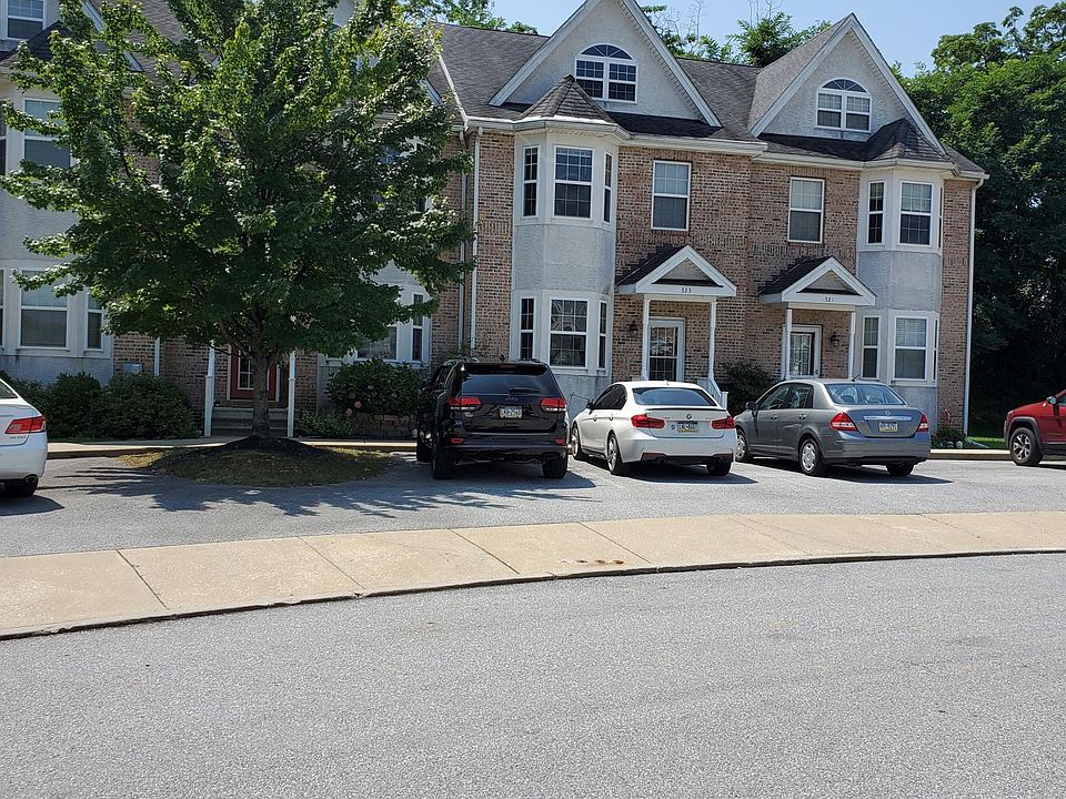1st image of 323 William Taft Ave