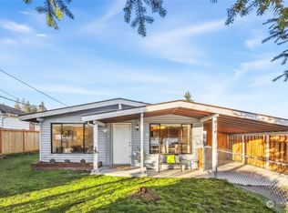 414 SW 122nd St, Seattle, WA 98146