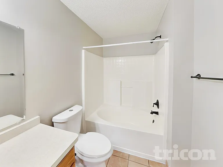 5535 Highland Trl — Photo 14
