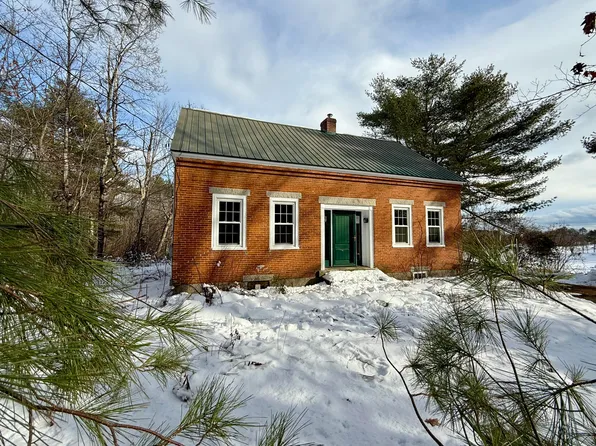 197 Campbell Road, Leeds, ME 04263