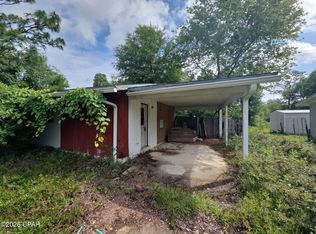 1732 Salem Dr, Chipley, FL 32428