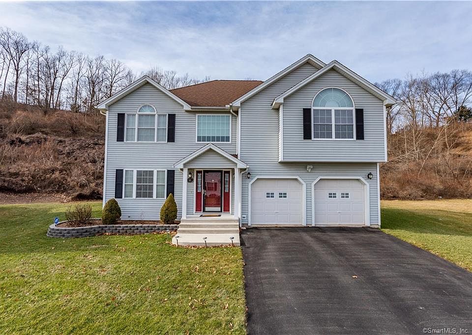 1st image of 35 Rachel Dr