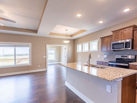 4th image of 8981 Jean Louise Dr
