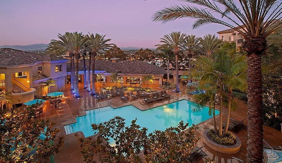 Main pool (1 of 3)