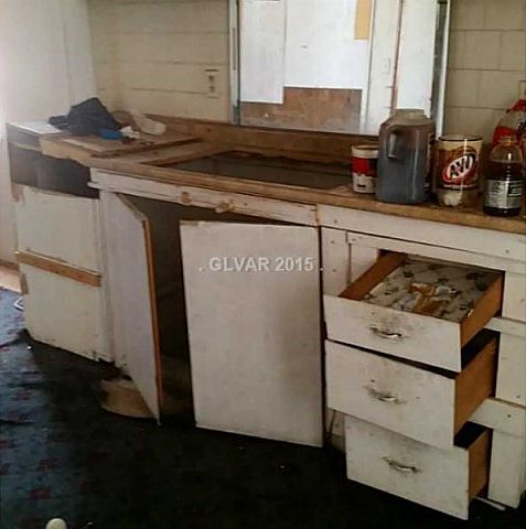 1st image of 2069 Toiyabe St