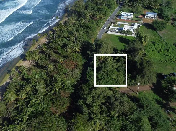 Puerto Nuevo Ward Pr Lot 686-9, Vega Baja, PR 00693