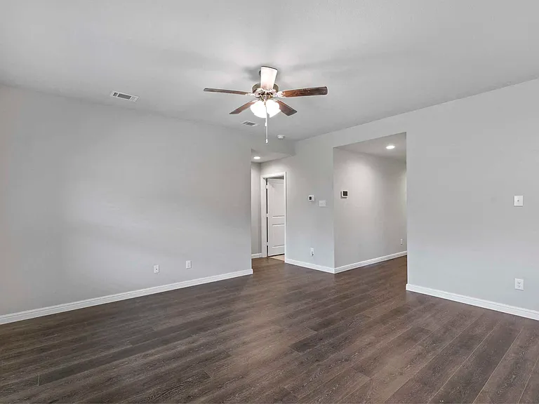 226 Seclusion Dr — Photo 22