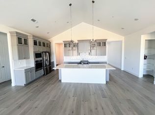 17736 McKee Blvd #1, Lathrop, CA 95330