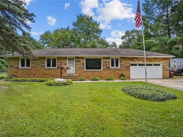 4921 Berkley Rd, Richfield, OH 44286
