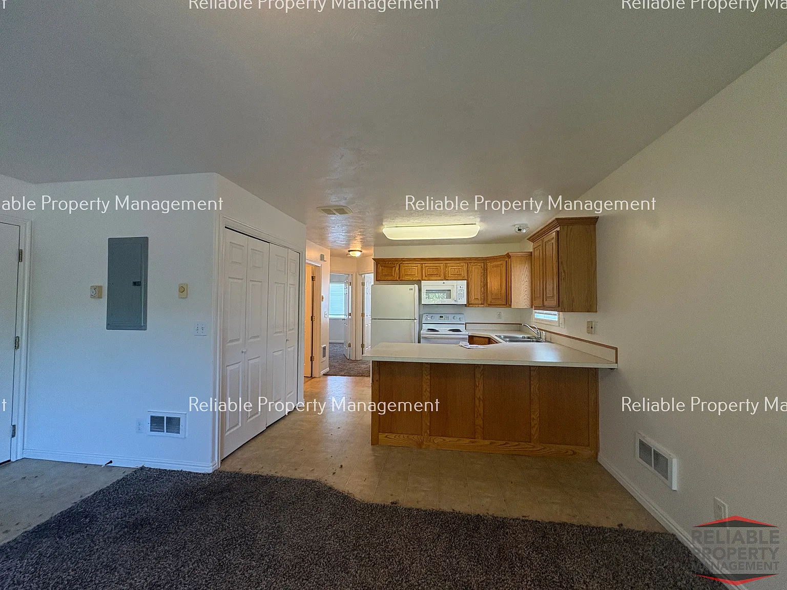 2 bed, 100 sqft, $1,095 — Photo 4