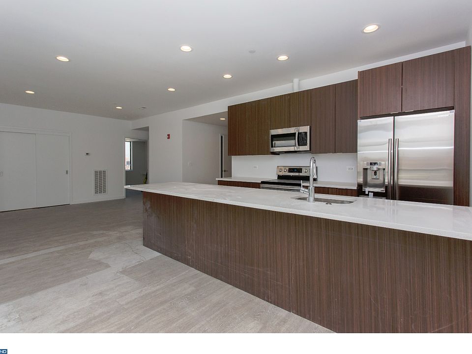 1st image of 1221-31 S Broad St #406