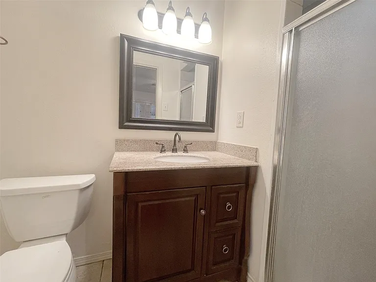9655 Meadowcroft Dr — Photo 8