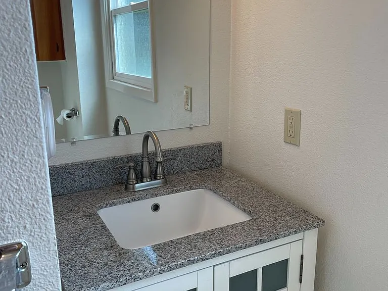 9945 SE Wallace Rd — Photo 12