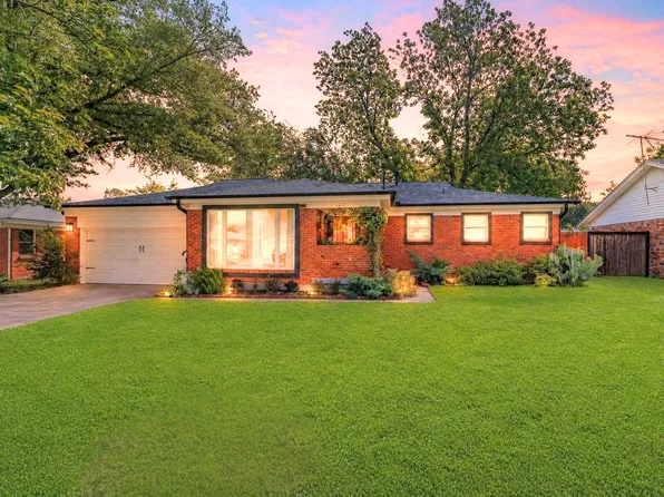 1217 Park Center St, Benbrook, TX 76126