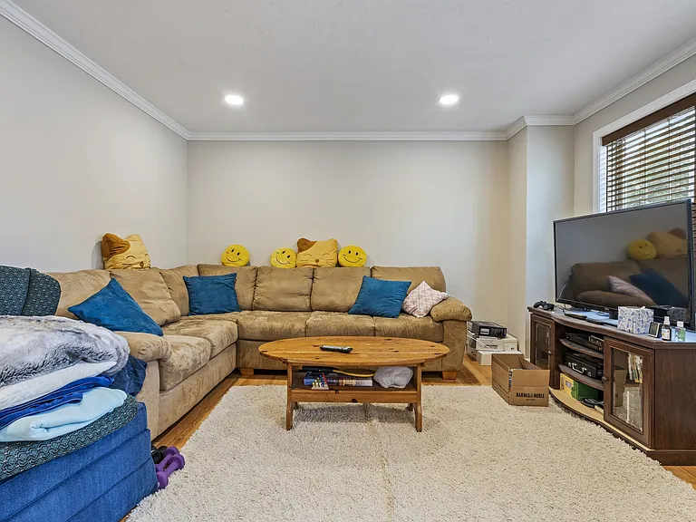 4 Fairview St #10-1-1 — Photo 7