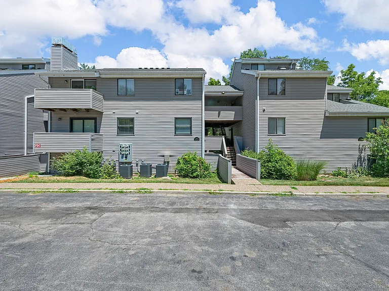 1325 Prospect Village Ln #D — Photo 1