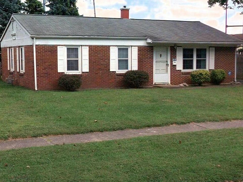 1st image of 5570 Revere Dr