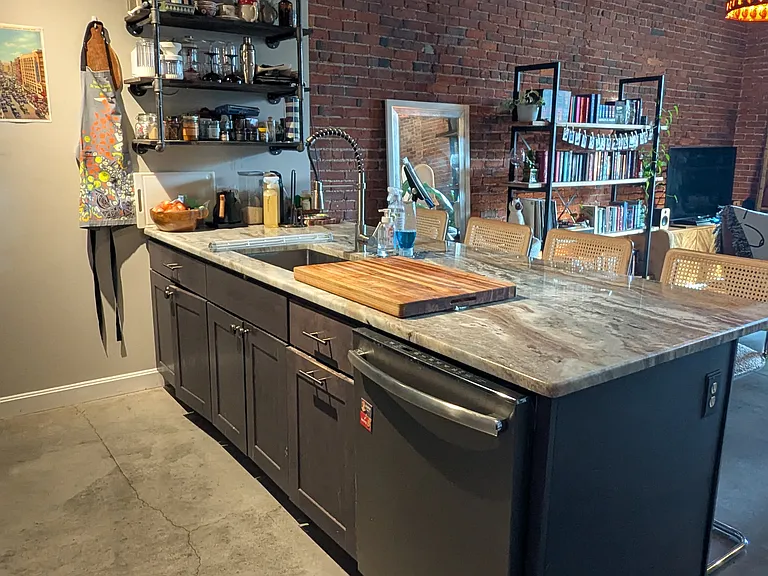251 Heath St #411 — Photo 6