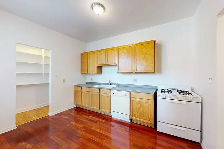 5237-5245 S. Kenwood Avenue — Photo 90