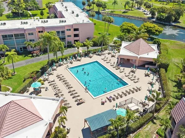 200 Forest Lakes BLVD #109, NAPLES, FL 34105
