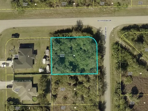 6057 Langdon Ave, Fort Myers, FL 33905