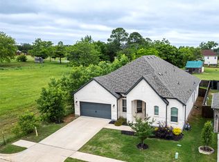 1237 Levee Ln, Kennedale, TX 76060