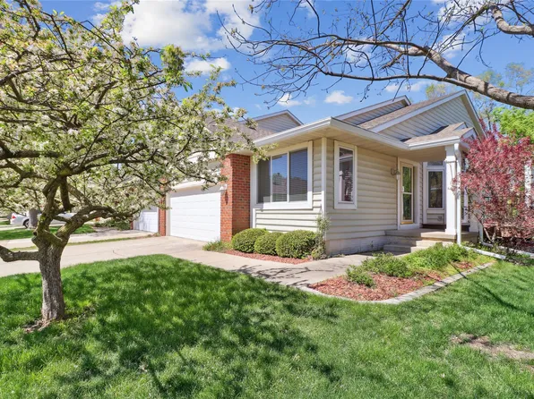 2801 Ep True Pkwy Unit 701, West Des Moines, IA 50265