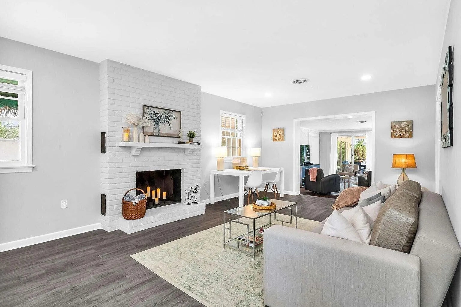 4 bed, 3.0 bath, 1829 sqft, $15,500 — Photo 3