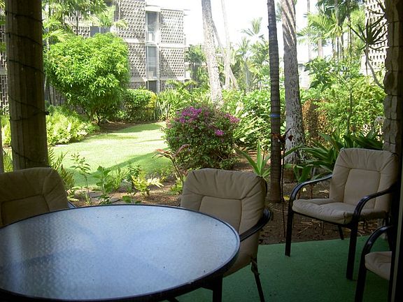 4th image of 75-6016 Alii Dr APT 104