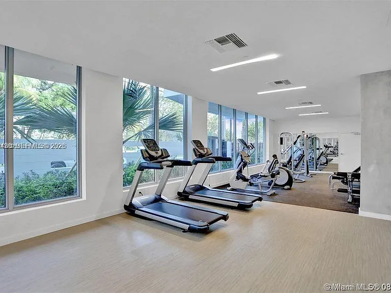 13800 Highland Dr #403 — Photo 10