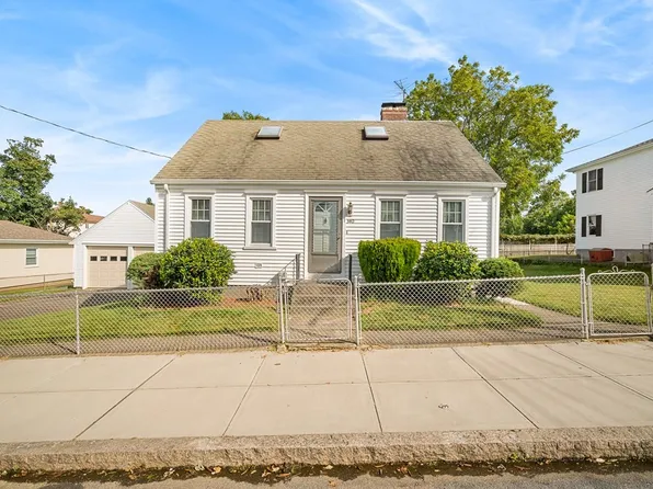 340 S Oxford St, Fall River, MA 02721