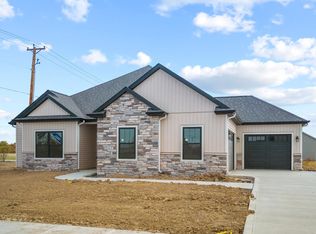 1572 Hager Way, Fort Wayne, IN 46818