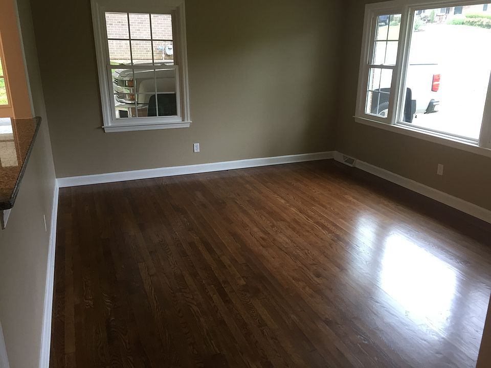 1st image of 124 Martindale Dr