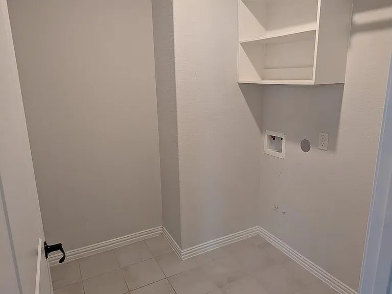 7020 Terra Ln — Photo 13