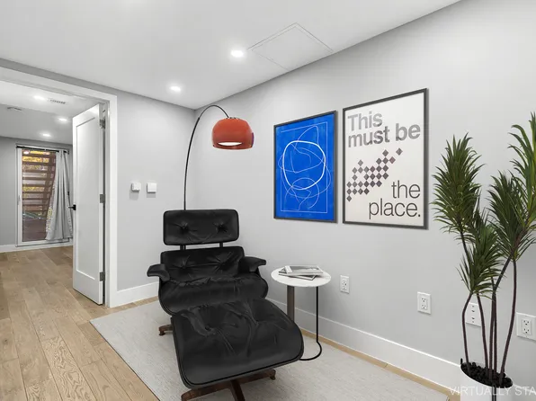 434 Throop Avenue image 8 of 16